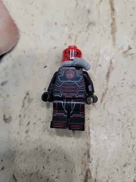 LEGO® Iron Skull Minifigure Marvel Super Heroes Avengers SEE PICS