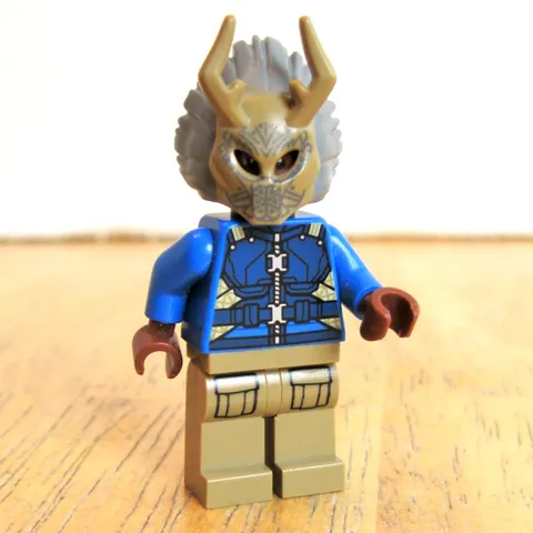 LEGO Marvel Super Heroes Erik Killmonger 76100 Black Panther Shuri Wakanda