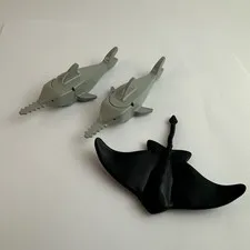 LEGO Animal Classic 2 Old Gray Sawfish 2547c02 & Black Manta Ray 30084