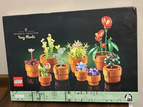 LEGO Icons Tiny Plants 10329 by LEGO Systems Inc. Brand new