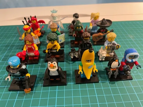 LEGO Minifigures Series 16 - Complete Set of 16 - 100% Complete