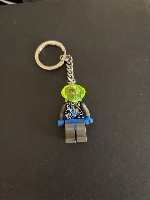 LEGO SPACE Insectoid Zotaxian Alien Lady Minifigure Keychain