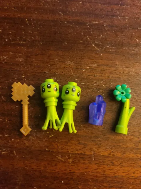 LEGO City part cty1727 - Alien Minifig head w/ tentacles - 2 Pc Lot