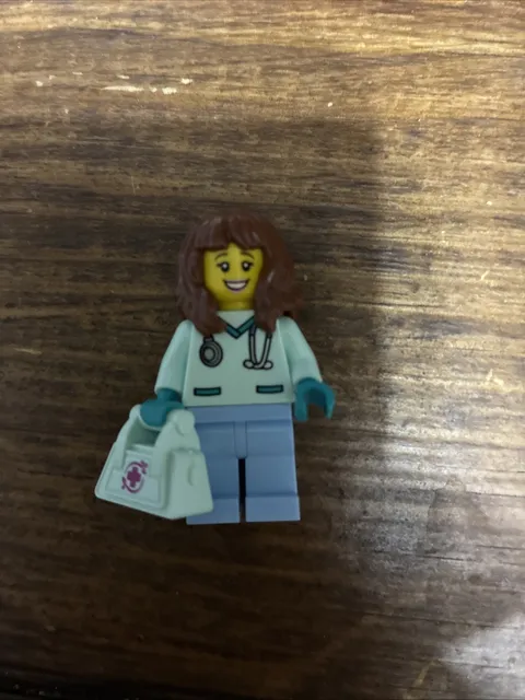 Lego Minifigure Light Aqua Scrubs Nurse w/ Medical Bag