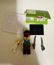 LEGO Minifigure Series 27 Pirate Quartermaster Minifigure 71048