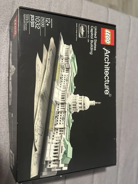 LEGO Architecture United States Capitol 21030 1032
