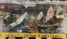 Lego Ninjago Movie Toys R Us Store Display Case Sets 70609 70616 70618