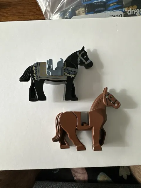 LEGO Horse Lot Black Printed Castle Horse & Brown Horse Genuine Animals Figures
