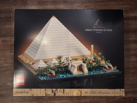 LEGO Architecture Great Pyramid of Giza (21058)  - New, Sealed - Ships Fast