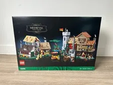 LEGO 10332 ICONS: Medieval Town Square, classic castle LEGO set