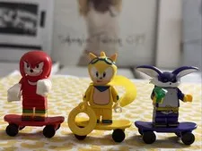 KNUCKLES RAY THE SQUIRREL BIG CAT LEGO MINIFIG sega sonic hedgehog sidekick lot