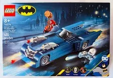 LEGO DC 76274 Batman the Batmobile vs. Harley Quinn and Mr. Freeze