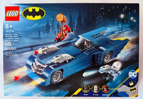 LEGO DC 76274 Batman the Batmobile vs. Harley Quinn and Mr. Freeze