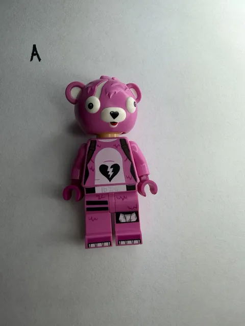 Lego Cuddle Team Leader Minifigure From Fortnite Battle Bus Set 77073 Brand New