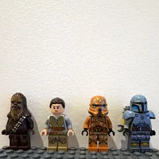 LEGO Star Wars Minifigure Lot of 4 geonosis clone trooper, paz vizla