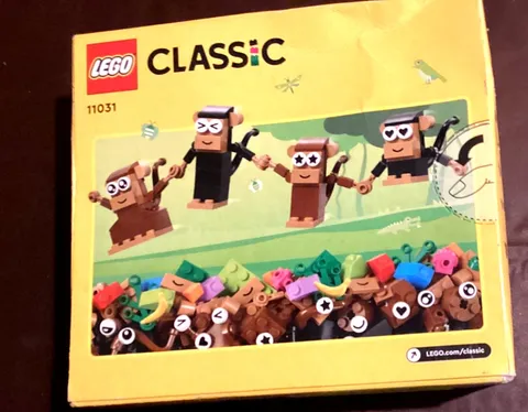 LEGO Classic Set 11031 NEW Tape on Box (See Photos) 135 Pieces