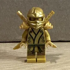 LEGO NINJAGO Gold Ninja Lloyd Garmadon Minifigure 2 Swords Limited Edition