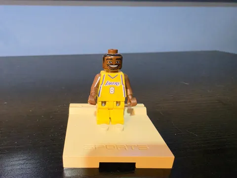 LEGO 2003 Kobe Bryant NBA Minifigure Los Angeles Lakers #8 Yellow Jersey w/stand