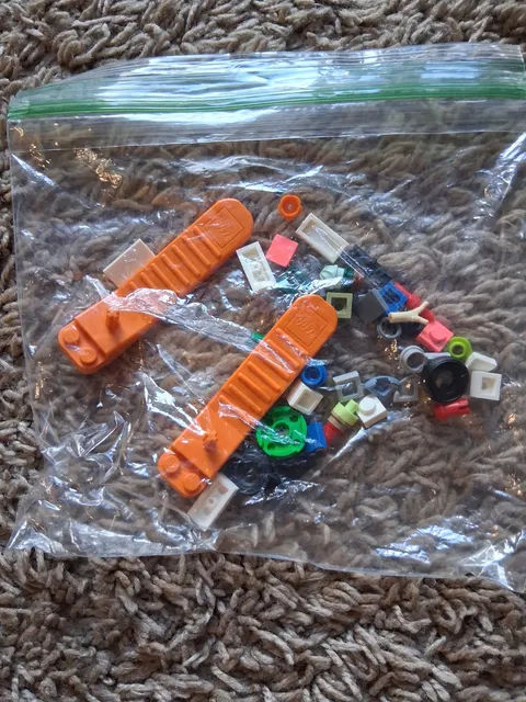 LEGO: Bag Of Random Lego