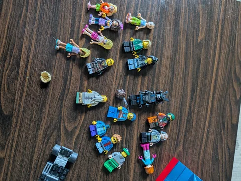 Legos Mix Lot - 4 Lbs. Some Mega But Mostly Lego