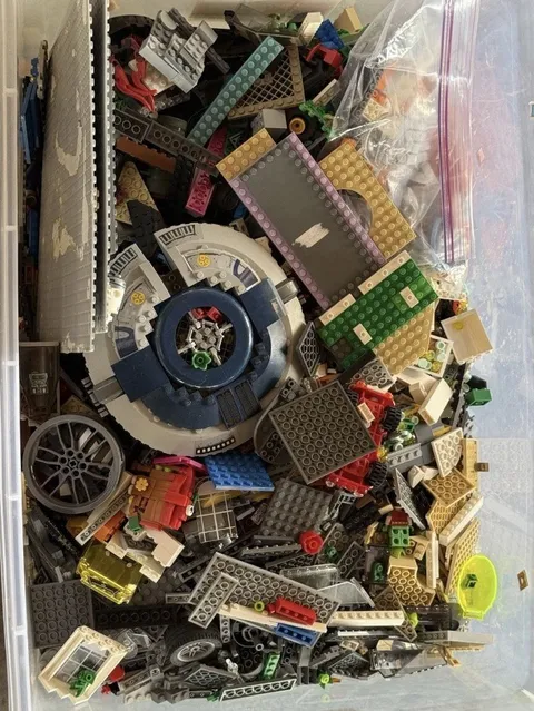LEGO bulk lot Star Wars Marvel DC TIE Striker Batmobile mixed pieces/sets