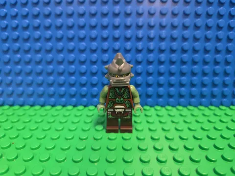 LEGO Slizer Minifigure sp102 5974 5979 CMF Lot Rare Vintage Space Police 3 Alien