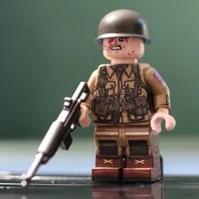 LEGO Minifig Co. Custom WW2 US 82nd Airborne Soldier With BrickArms
