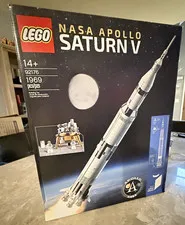 LEGO Ideas NASA: Apollo Saturn V 92176 1969pcs over 3 feet tall, New