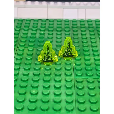 LEGO Swamp Grass Moonstone Rock 1x2 Crystal Stepped 2 Ct - 2012