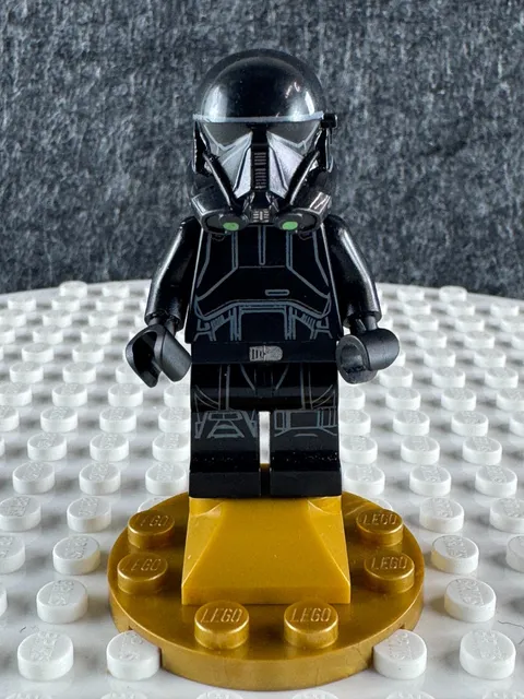 LEGO Star Wars Retired Imperial Death Trooper SW0807 Black Armor Minifigure