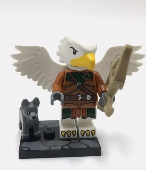 LEGO Aarakocra Ranger minifigure CMF Dungeons & Dragons 71047 D&D eagle
