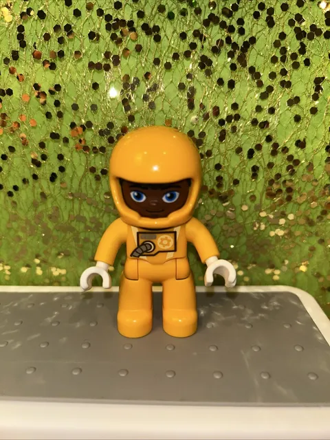Lego Duplo AA African American Astronaut Yellow Suit  Space Shuttle Adventure