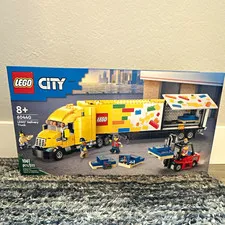 LEGO City 60440 LEGO Delivery Truck Complete Set 1061 pcs Building Toy 8+