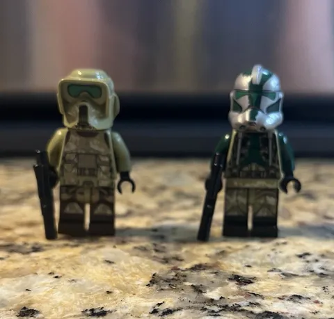 Lego Star Wars Commander Gree + Kashyyyk Scout Minifigures From 75151