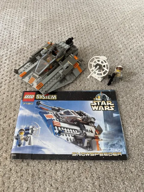 LEGO Star Wars: Snowspeeder (7130). 100% Complete With Manual, No Box.
