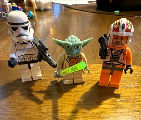 LEGO Star Wars Minifigure Lot of 3 - Yoda Lightsaber, Stormtrooper Blaster
