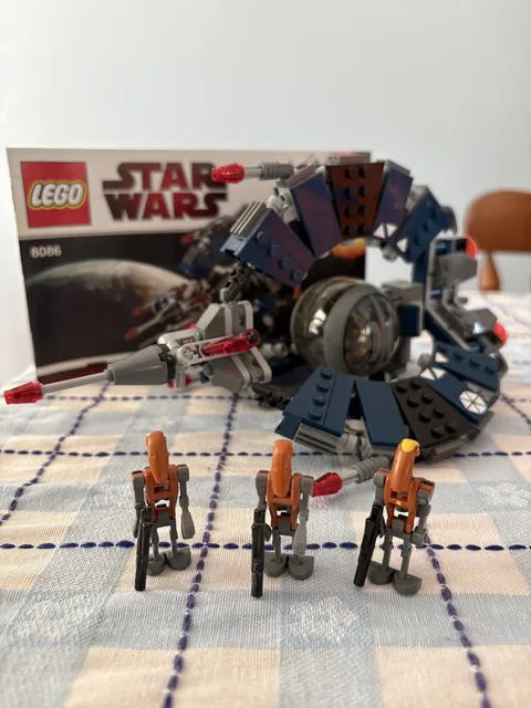 LEGO Star Wars: Droid Tri-Fighter (8086)