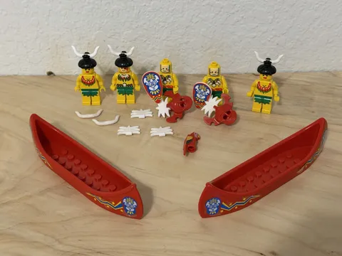 LEGO 5x Vintage Minifigures Male Female Islander King Kahuka Pirate w/ Canoes