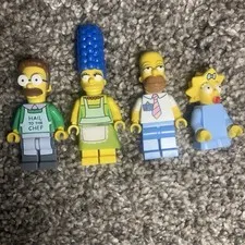 LEGO Simpsons Minifigure Lot Ned Flanders Homer Magie Marge 71006