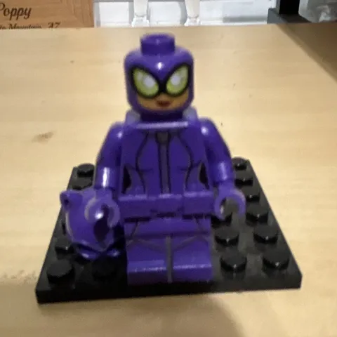 LEGO Purple Cat Costume Minifigure w/ Purple Cat Headpiece Accessory