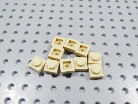LEGO Lot of 10 Tan 1x1 Plates BC