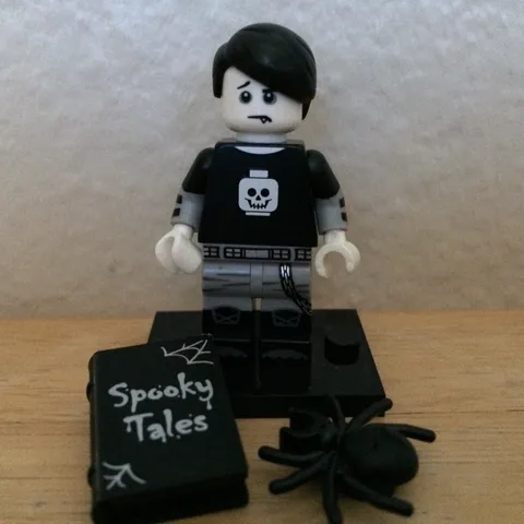 LEGO® Spooky Boy Collectible Minifigure Series 16 CMF 71013 Retired Complete Set