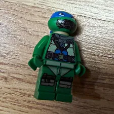 LEGO Minifigure Teenage Mutant Ninja Turtle Donatello Purple Mask