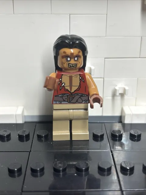 LEGO Yeoman Zombie Minifigure Pirates Caribbean 4195 4191 poc027 POTC CMF