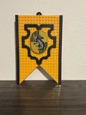 LEGO Harry Potter: Hufflepuff House Banner (76412) Used complete set