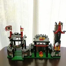 LEGO 6097 Bat Lord's Castle Fright Knights System Incomplete 1998 Vintage Set