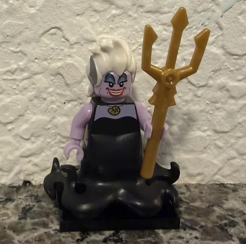 LEGO DISNEY Series 1 Collectible Minifigures 71012 Ursula