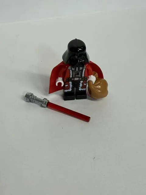LEGO Star Wars Santa Darth Vader Minifigure 75056 Advent Calendar