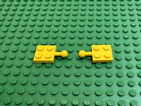 2x LEGO Yellow Modified Plate 2 x 2 w/Tow Ball 6195 6493 6677 #3729