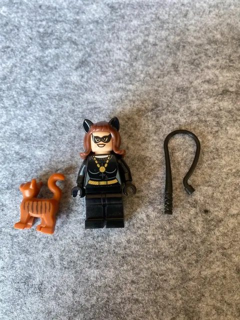 Lego Super Heroes Catwoman Classic TV Series Minifigure! sh0241! 76052!